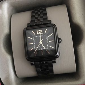 Authentic NWT Marc Jacobs watch